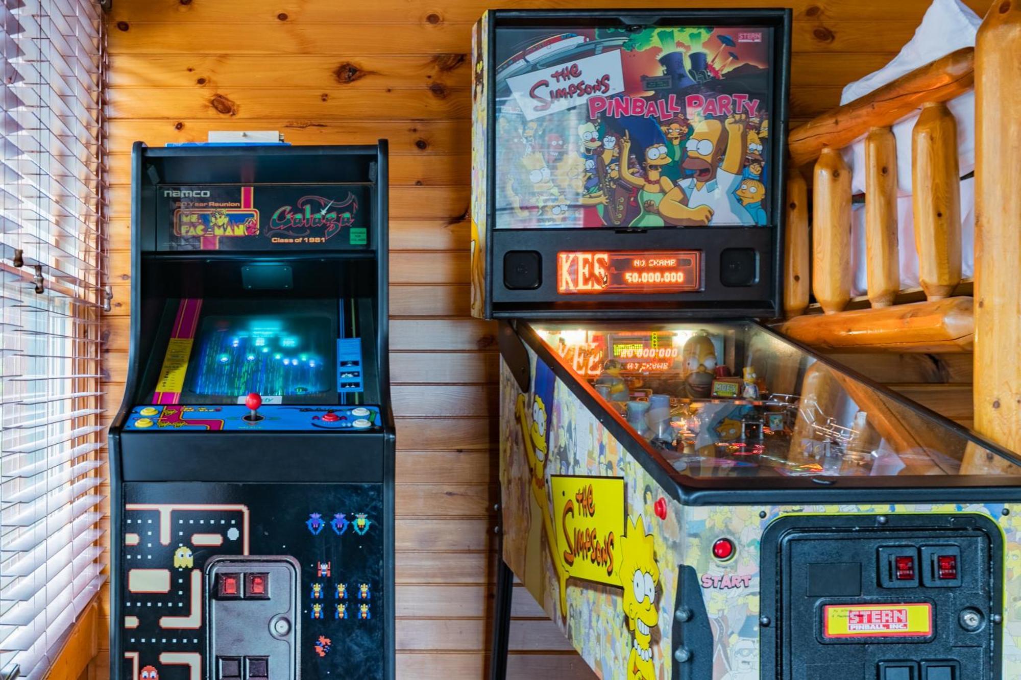 Spacious Resort Log Cabin, Easy Drive, Hot Tub, Arcade Gameroom, Mountain Vibe Gatlinburg Zewnętrze zdjęcie